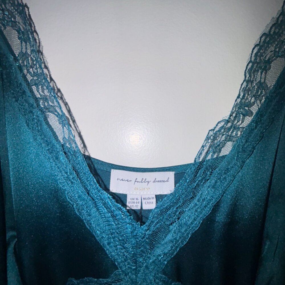 Never Fully Dressed Teal Lace and Satin Dress - Picture 6 of 7